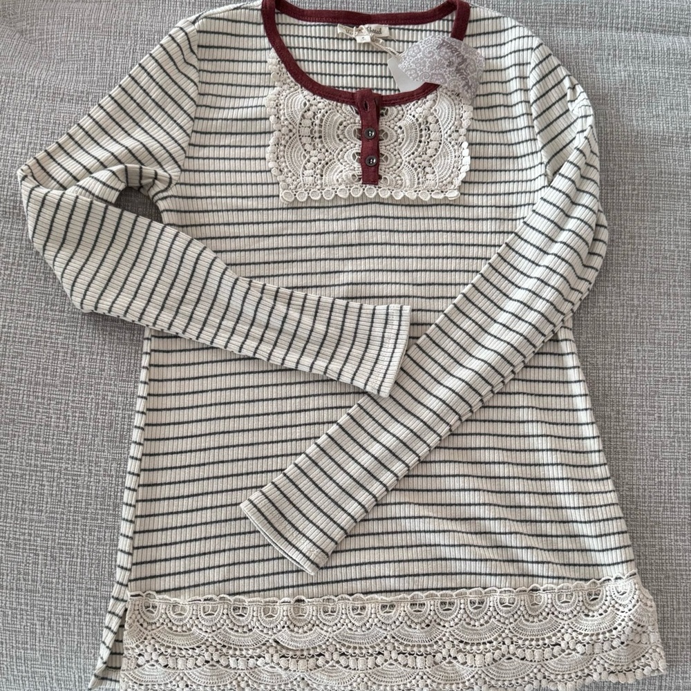 Hem & Thread White Stripe Long Sleeve Shirt Henley NWT Small Lace Crochet Detail